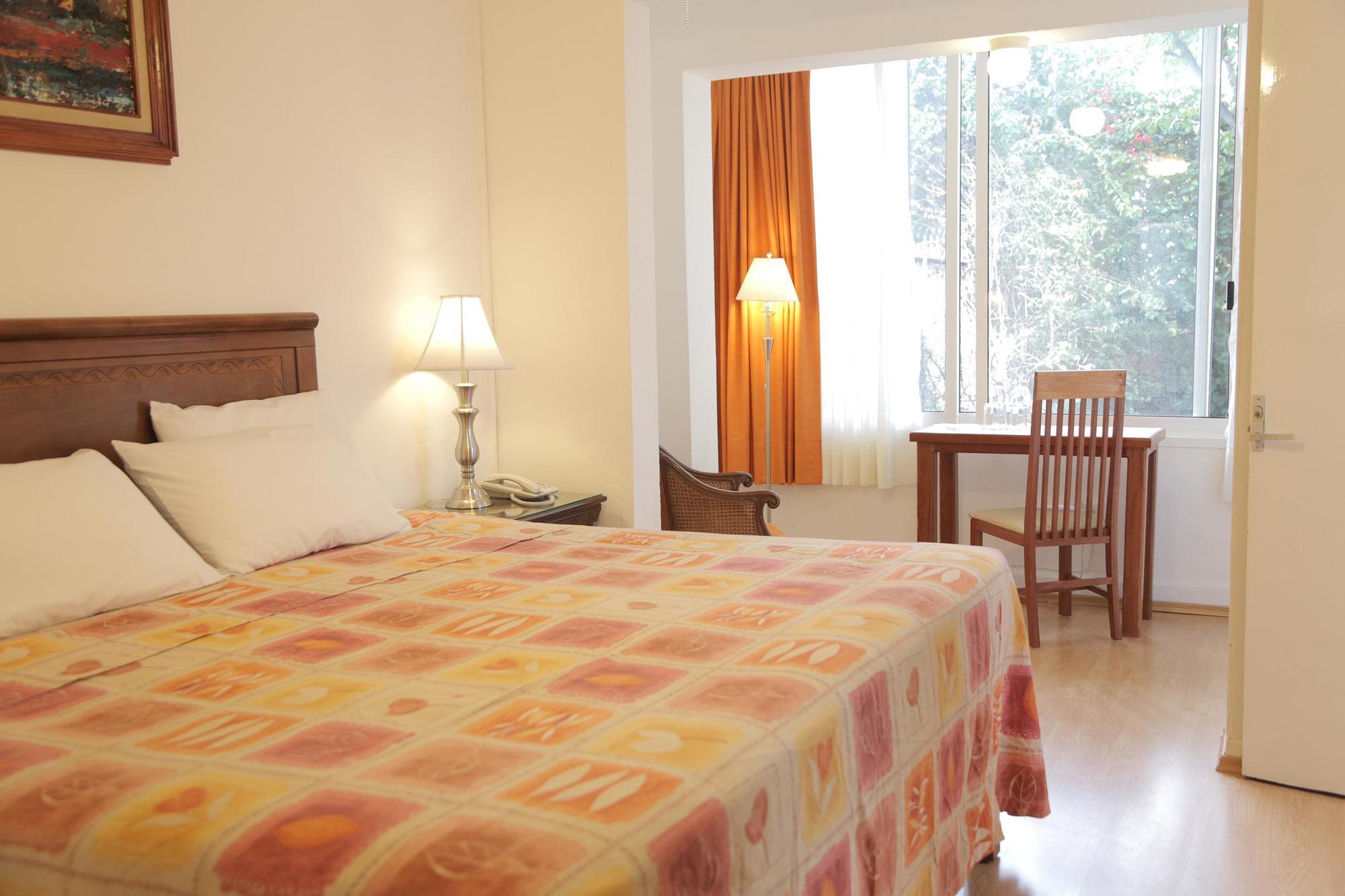 Hotel Casa Gonzalez Мехико Экстерьер фото
